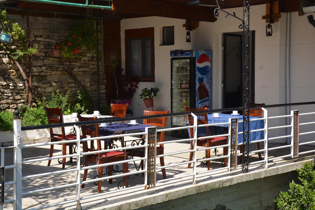 Guesthouse Mele Gjirokaster Exterior photo