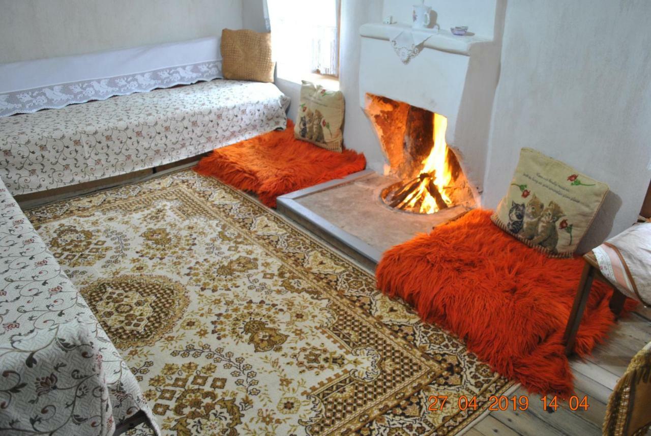 Guesthouse Mele Gjirokaster Exterior photo